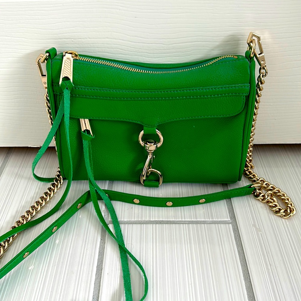 Crossbody purse